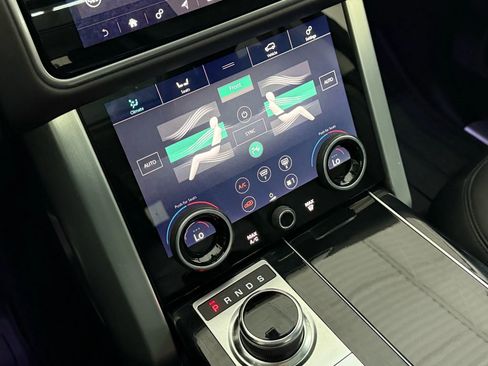 Used 2019 Land Rover Range Rover Supercharged image 27