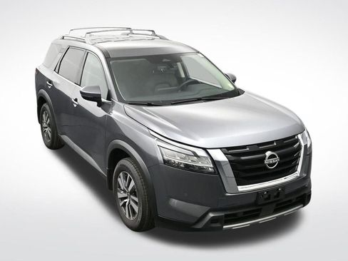 Used 2024 Nissan Pathfinder SL AWD/4WD image 22