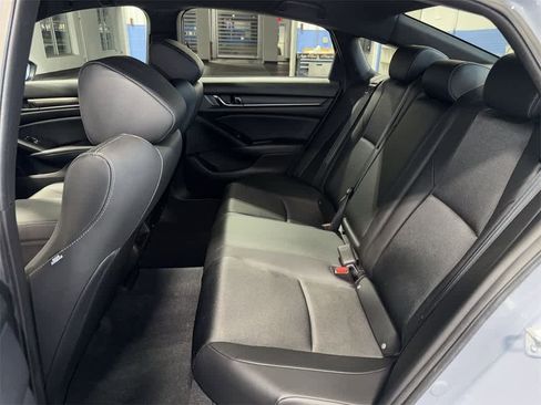 Used 2022 Honda Accord Sport image 17