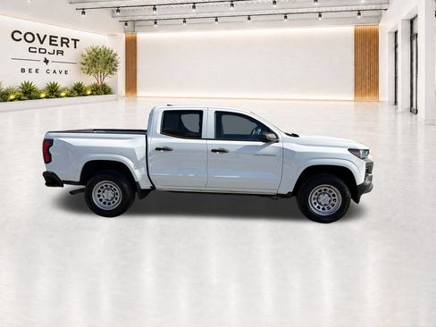 Used 2024 Chevrolet Colorado W/T RWD image 14
