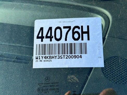 Used 2025 Mercedes-Benz Sprinter 2500 image 2