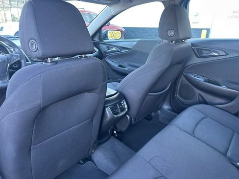 Used 2024 Chevrolet Malibu LT image 24