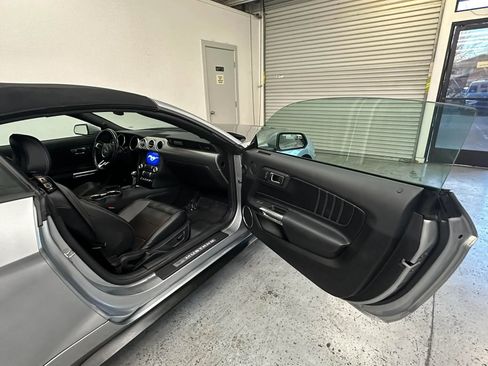 Used 2022 Ford Mustang Premium RWD image 35