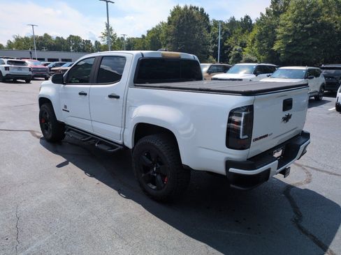 Used 2018 Chevrolet Colorado LT w/ Redline Special Edition RWD image 5