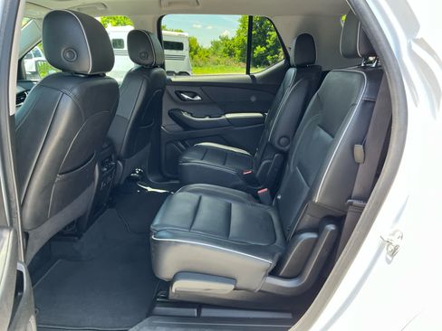 Used 2021 Chevrolet Traverse High Country AWD/4WD image 22