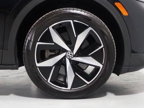 Used 2023 Volkswagen ID.4 AWD Pro S image 39