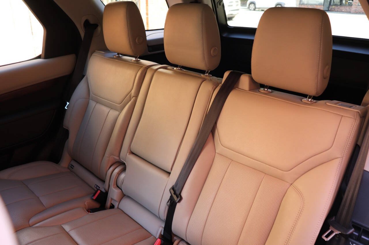 Used 2018 Land Rover Discovery HSE AWD/4WD image 54