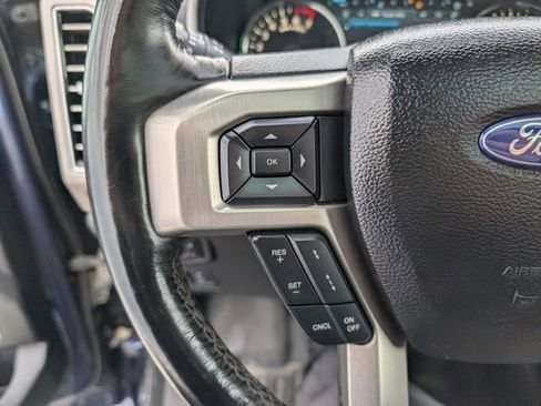 Used 2018 Ford F150 Platinum w/ Equipment Group 701A Luxury image 15