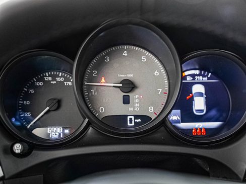 Certified 2026 Porsche Macan S AWD/4WD image 18