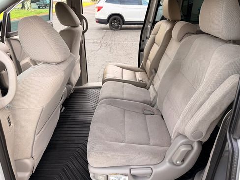 Used 2011 Honda Odyssey EX image 33