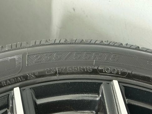 Used 2017 Toyota RAV4 SE image 47