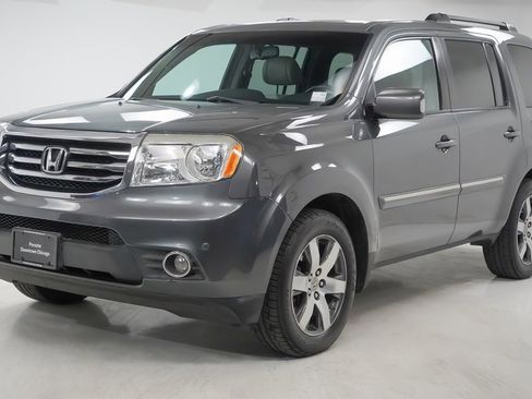 Used 2012 Honda Pilot Touring image 1
