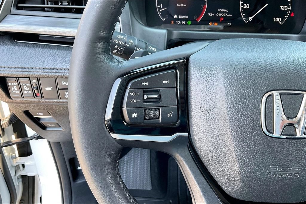 Certified 2025 Honda Odyssey Elite image 11