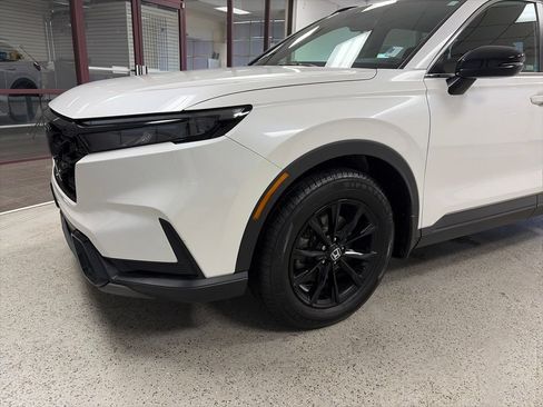 Used 2024 Honda CR-V Sport image 4