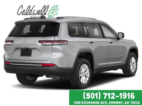 Used 2023 Jeep Grand Cherokee L Laredo RWD image 3