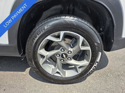 Used 2024 Chevrolet Trax LT FWD image 10