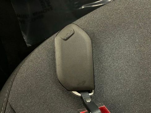 Used 2025 Kia K4 FWD image 27