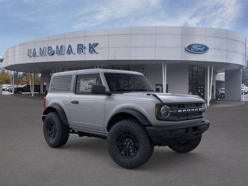 New 2026 Ford Bronco 2-Door w/ Sasquatch Package AWD/4WD image 7