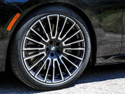 New 2025 BMW 760i xDrive w/ Executive Package image 10