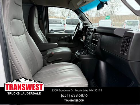 Used 2021 Chevrolet Express 2500 Work Van w/ Driver Convenience Package image 7