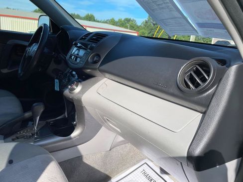 Used 2011 Toyota RAV4 4WD w/ Base L4 Extra Value Pkg image 20