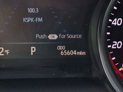 Used 2021 Toyota Camry XSE image 18