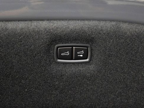 New 2026 Porsche Taycan AWD/4WD image 30