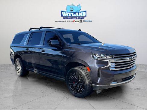 Used 2024 Chevrolet Suburban High Country AWD/4WD image 21