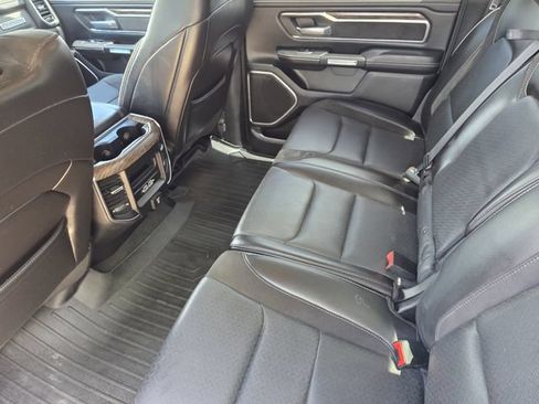 Used 2019 RAM 1500 Laramie AWD/4WD image 24