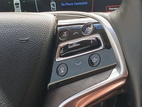 Used 2017 Cadillac Escalade Luxury RWD image 12