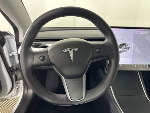 Used 2020 Tesla Model 3 Long Range image 14