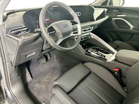 New 2025 Audi Q5 Premium Plus image 9