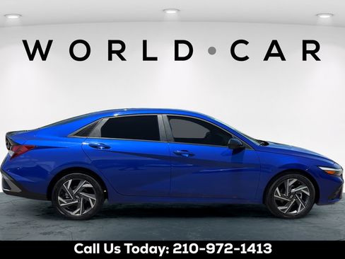 Certified 2025 Hyundai Elantra Sport FWD image 8