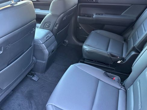 New 2025 Hyundai Santa Fe Calligraphy image 9