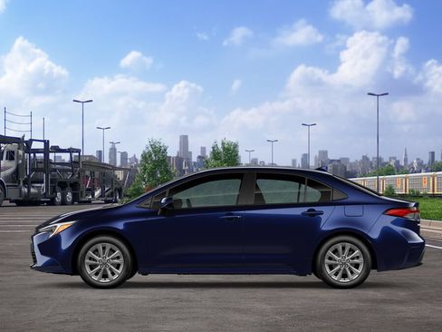 New 2026 Toyota Corolla LE FWD image 4