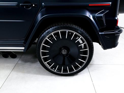 Used 2025 Mercedes-Benz G 63 AMG 4MATIC image 36