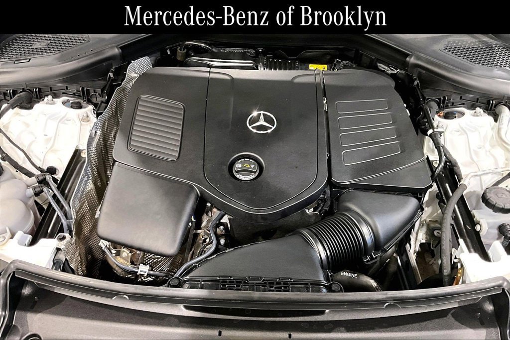 Used 2023 Mercedes-Benz GLC 300 4MATIC image 29
