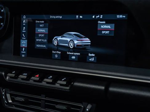 Certified 2021 Porsche 911 Carrera RWD image 29