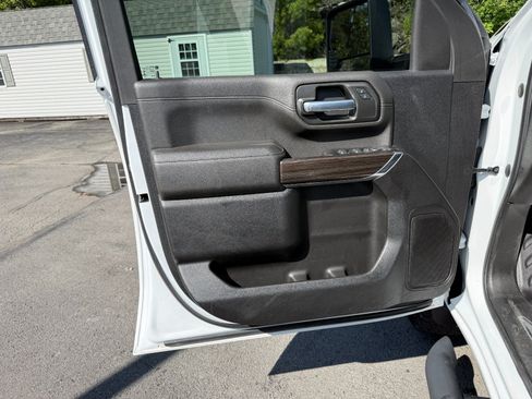 Used 2022 Chevrolet Silverado 2500 LT w/ Convenience Package AWD/4WD image 15