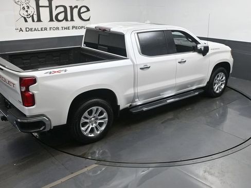 Used 2023 Chevrolet Silverado 1500 LTZ w/ LTZ Premium Package AWD/4WD image 39