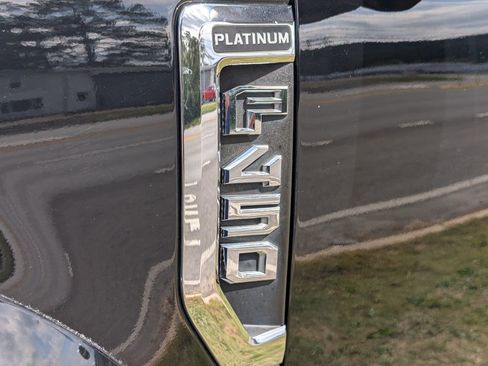 Used 2018 Ford F450 Platinum w/ Platinum Ultimate Package image 6