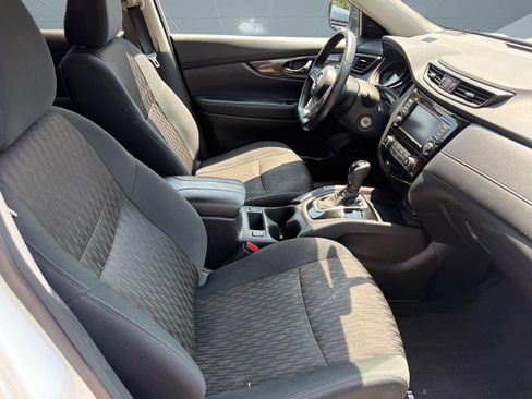 Used 2018 Nissan Rogue S w/ S Value Package FWD image 24