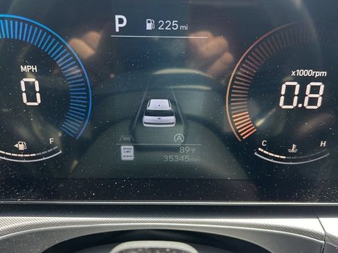 Used 2025 Hyundai Santa Fe SEL AWD/4WD image 9