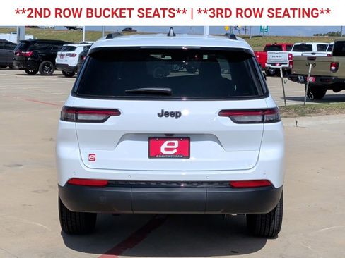 New 2025 Jeep Grand Cherokee L Altitude image 7