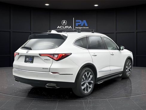 Used 2024 Acura MDX SH-AWD w/ Technology Package image 27