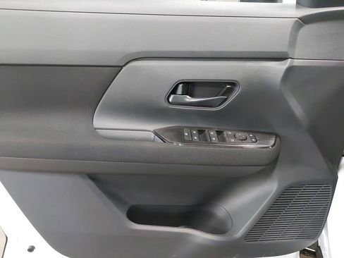 New 2026 Nissan Kicks S image 26