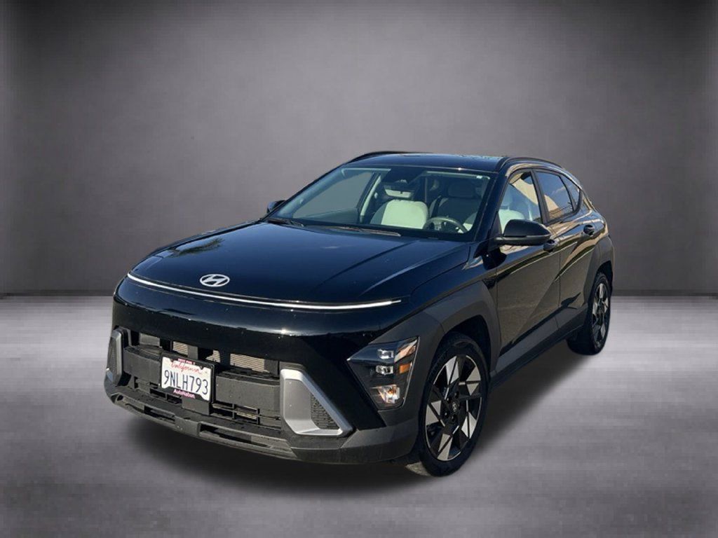 Used 2025 Hyundai Kona SEL FWD image 6