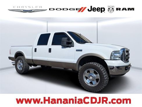 Used 2005 Ford F250 Lariat image 1