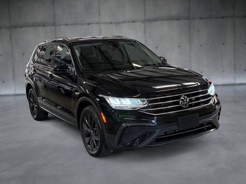 Used 2024 Volkswagen Tiguan SE FWD image 7
