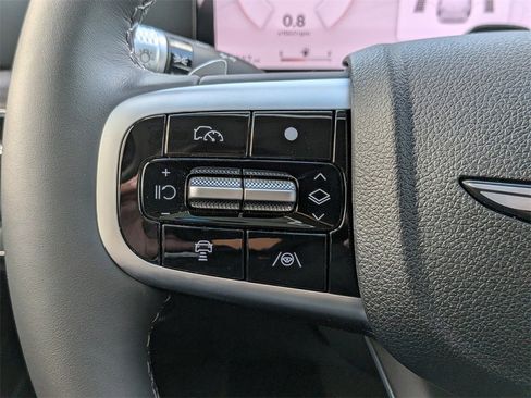 New 2026 Genesis GV80 2.5T Advanced image 17